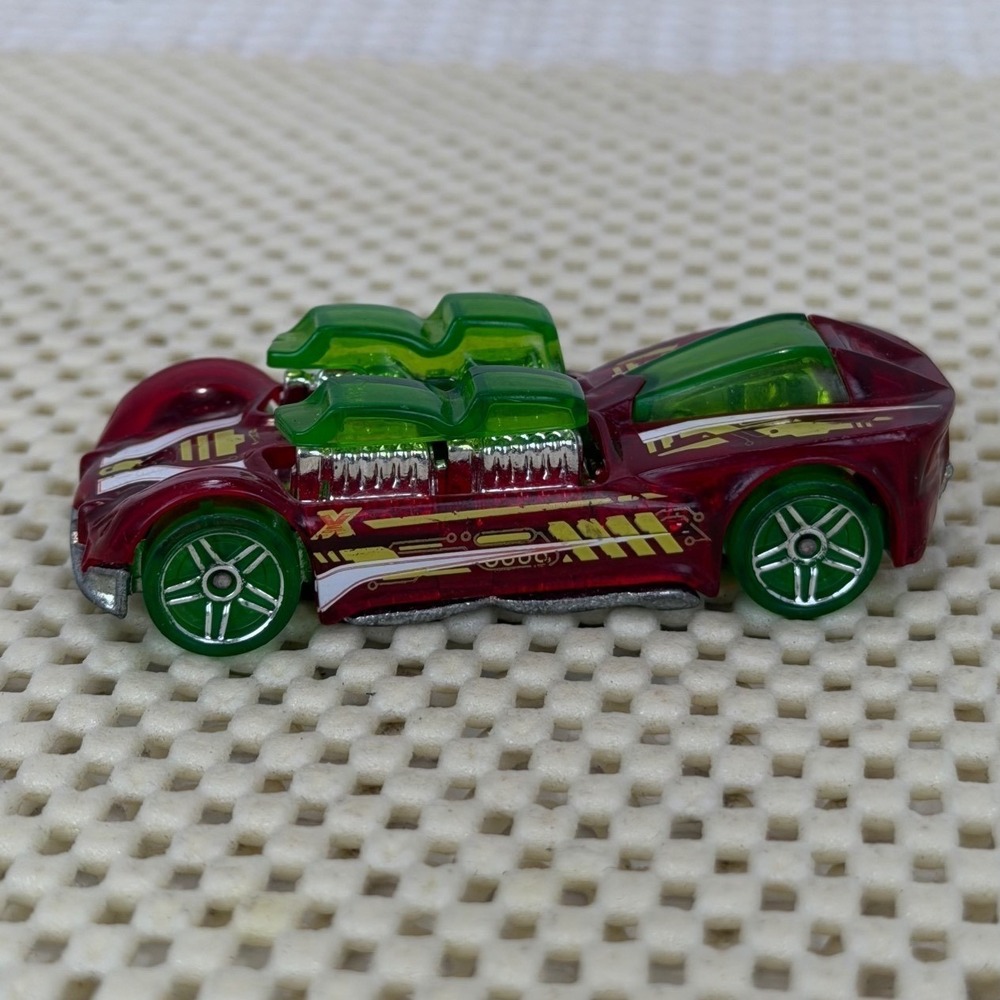 Hot Wheels What-4-2 Translucent Maroon Green 2004 Mattel Diecast Car 1:64 EUC